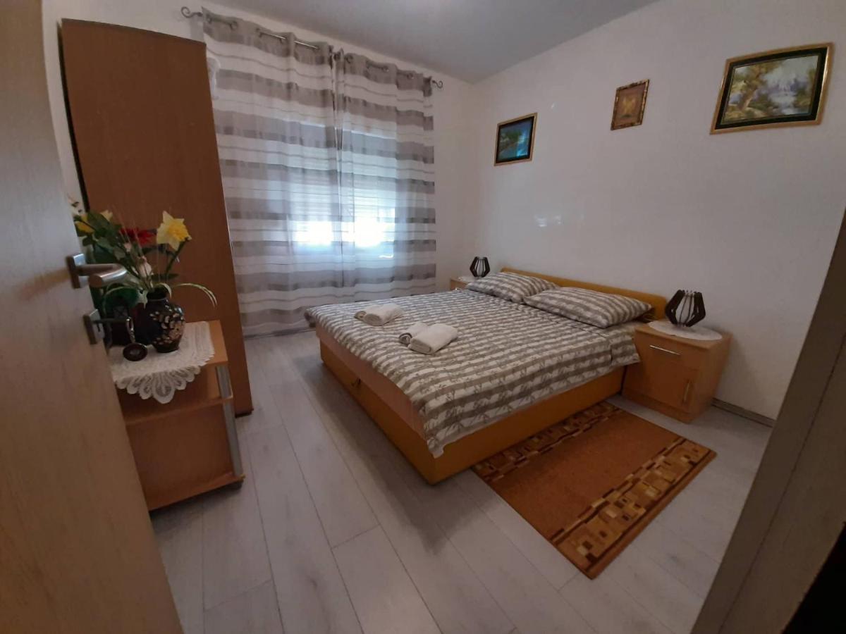 Apartamento Hukic A2 And A1 Fažana Exterior foto